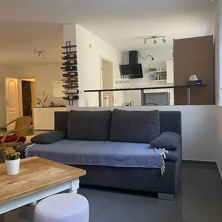 Kleine Quelle Aach Apartment *